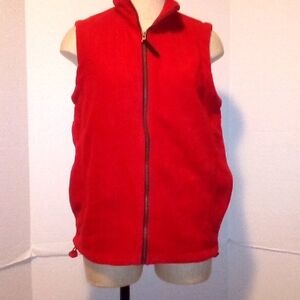 TURFER FULL ZIP FLEECE VEST WITH TWO POCKETS AND ADJUSTABLE WAIST